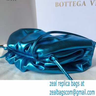 Bottega Veneta Frame Pouch Clutch Small Bag with Strap In Butter Calf metallic blue 2020 - Click Image to Close