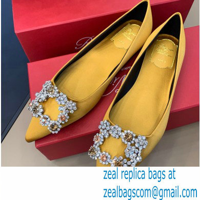 Roger Vivier Flower Strass Buckle Ballerinas in Satin Yellow