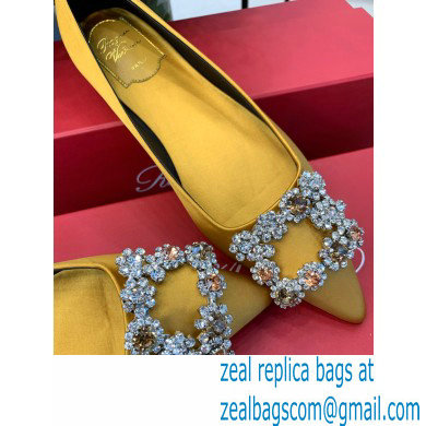 Roger Vivier Flower Strass Buckle Ballerinas in Satin Yellow