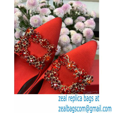 Roger Vivier Heel 6.5cm Flower Strass Buckle Pumps in Satin Red