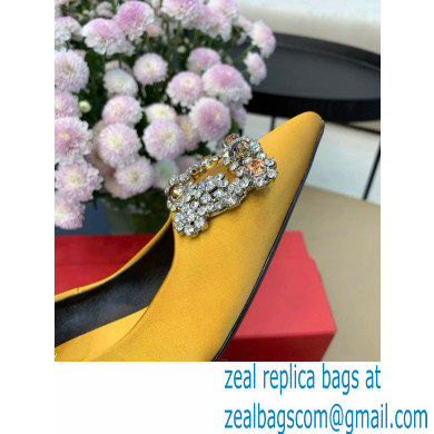 Roger Vivier Heel 6.5cm Flower Strass Buckle Pumps in Satin Yellow