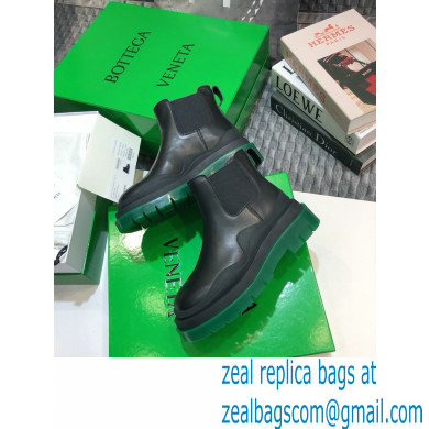 Bottega Veneta BV Tire Ankle Chelsea Boots Black/Green 2020