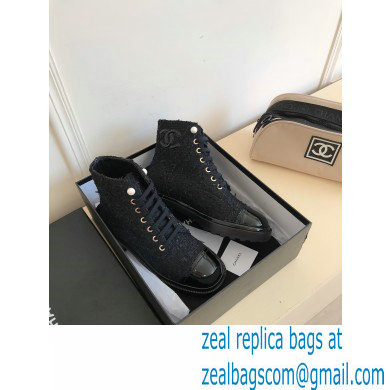 Chanel CC Logo lace up tweed Ankle Boots black 2020