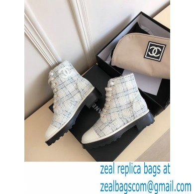 Chanel CC Logo lace up tweed Ankle Boots white 2020