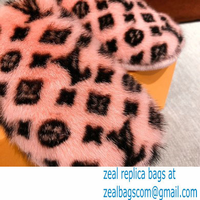 Louis Vuitton Monogram Mink Fur LV Suite Flat Mules Nude Pink 2020 - Click Image to Close