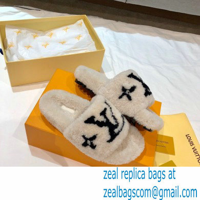 Louis Vuitton Shearling Flat Mules Off White 2020