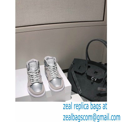 NIKE AIR JORDAN AJ1 BANNE sneakers silver 2020