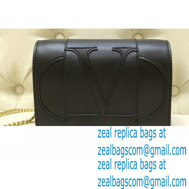 Valentino Vlogo Signature Shoulder Bag 7676 Black 2020