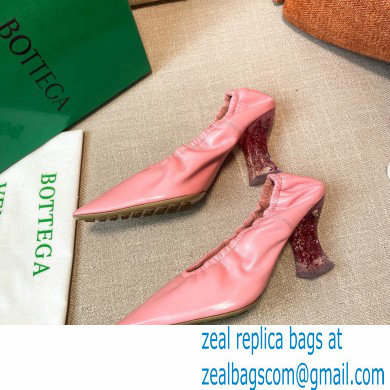 Bottega Veneta Almond Toe Pumps in Crush Nappa Pink with Plexiglass Heel 7.5cm 2021 - Click Image to Close