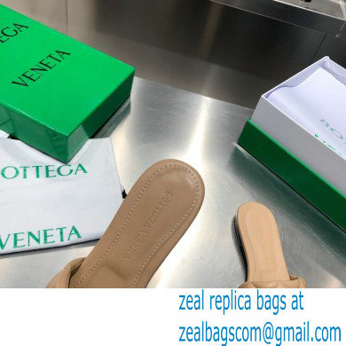 Bottega Veneta Square Sole Quilted Padded Flat Slides Sandals Beige 2021 - Click Image to Close
