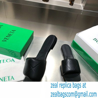 Bottega Veneta Square Sole Quilted The Rubber Lido Flat Slides Sandals Black 2021 - Click Image to Close