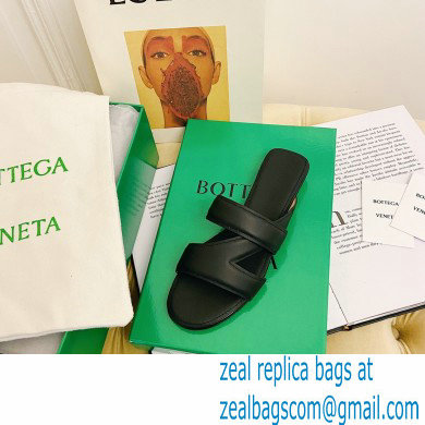 Bottega Veneta THE BAND Calf Leather Flat Sandals Black 2021 - Click Image to Close