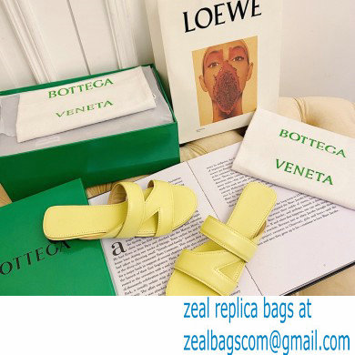 Bottega Veneta THE BAND Calf Leather Flat Sandals Yellow 2021 - Click Image to Close