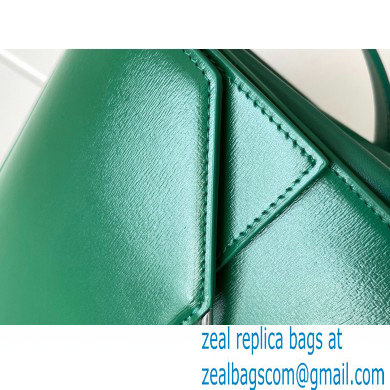 Bottega Veneta THE CLIP Squared Shoulder Bag in Box Calf Green 2021 - Click Image to Close