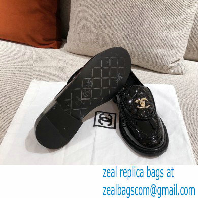 Chanel CC Logo and Quilting Flap Loafers Patent Black 2021