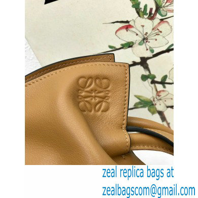 Loewe Medium Flamenco Clutch Bag in Nappa Calfskin Brown - Click Image to Close