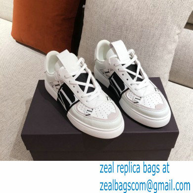 Valentino Low-top Calfskin VL7N Sneakers with Bands 02 2021 - Click Image to Close