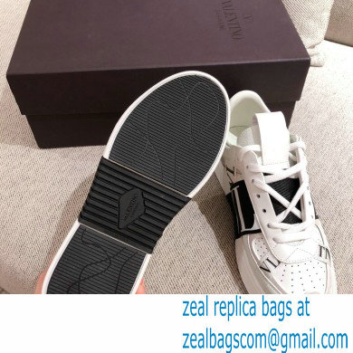 Valentino Low-top Calfskin VL7N Sneakers with Bands 02 2021 - Click Image to Close