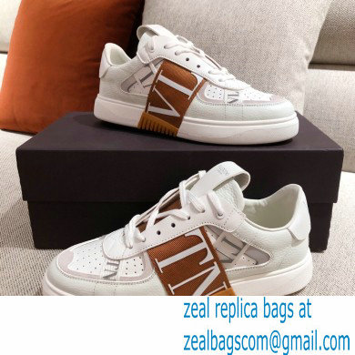 Valentino Low-top Calfskin VL7N Sneakers with Bands 03 2021 - Click Image to Close