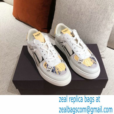 Valentino Low-top Calfskin VL7N Sneakers with Bands 11 2021