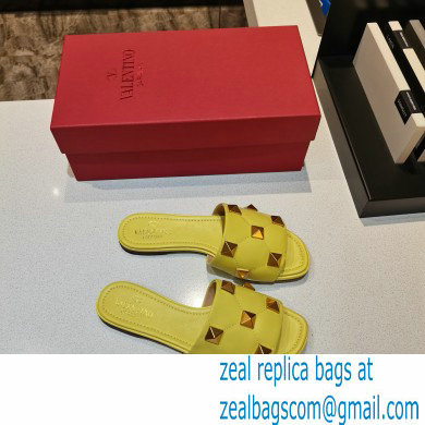 Valentino Quilted Calfskin Roman Stud Slide Sandals Yellow 2021 - Click Image to Close