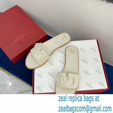 Valentino VLogo Signature Slide Sandals Creamy 2021
