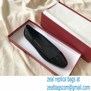 Ferragamo Heel 1cm Gancini Ballet Flats Black