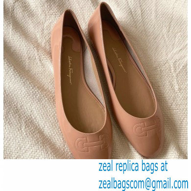 Ferragamo Heel 1cm Gancini Ballet Flats Nude - Click Image to Close