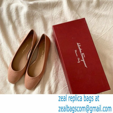 Ferragamo Heel 1cm Gancini Ballet Flats Nude