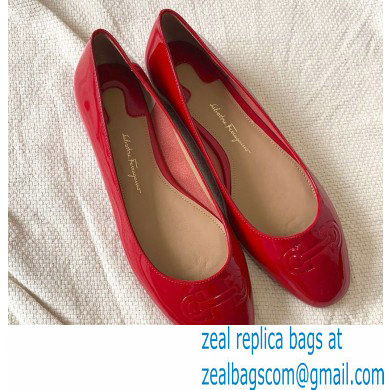 Ferragamo Heel 1cm Gancini Ballet Flats Red