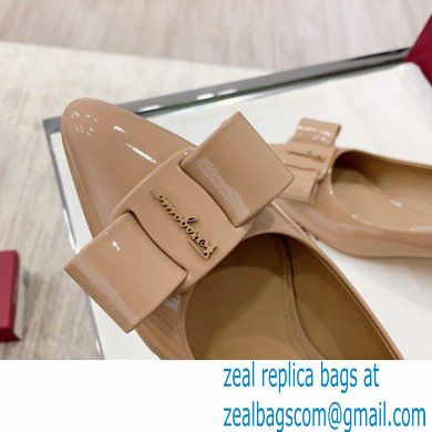 Ferragamo Heel 2cm Viva Ballet Flats Patent Leather Beige - Click Image to Close