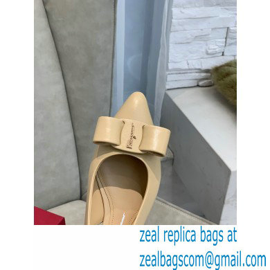Ferragamo Heel 2cm Viva Slingbacks Beige - Click Image to Close