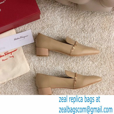 Ferragamo Heel 3cm Tilos Chain Leather Loafers/Pumps Beige