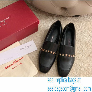 Ferragamo Heel 3cm Tilos Chain Leather Loafers/Pumps Black - Click Image to Close