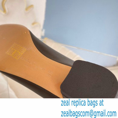 Ferragamo Heel 3cm Vara Bow Court Shoe Scalloped Black