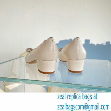 Ferragamo Heel 3cm Vara Bow Court Shoe Scalloped White