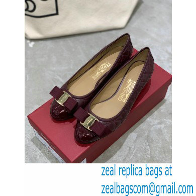 Ferragamo Heel 3cm Vara Bow Pumps Quilted Leather Burgundy