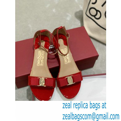 Ferragamo Heel 4.5cm Vara Bow Sandals with Strap Patent Leather Red - Click Image to Close