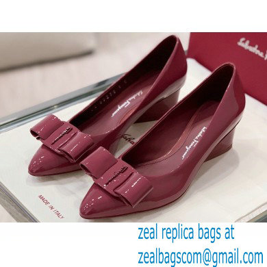 Ferragamo Heel 5.5cm Viva Pumps Patent Leather Burgundy - Click Image to Close