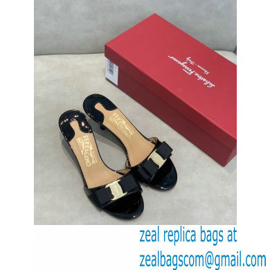 Ferragamo Heel 6cm Vara Bow Mules Patent Leather Black