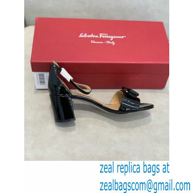 Ferragamo Heel 6cm Vara Bow Sandals with Strap Patent Leather Black