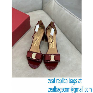 Ferragamo Heel 6cm Vara Bow Sandals with Strap Patent Leather Burgundy