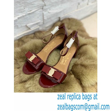 Ferragamo Heel 6cm Vara Bow Sandals with Strap Patent Leather Burgundy