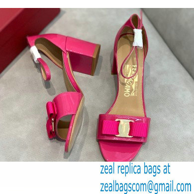 Ferragamo Heel 6cm Vara Bow Sandals with Strap Patent Leather Fuchsia - Click Image to Close