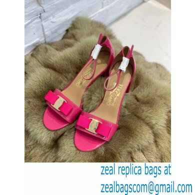 Ferragamo Heel 6cm Vara Bow Sandals with Strap Patent Leather Fuchsia