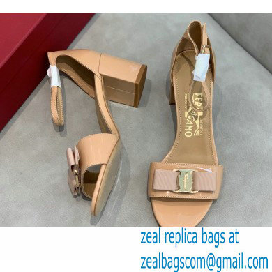 Ferragamo Heel 6cm Vara Bow Sandals with Strap Patent Leather Nude