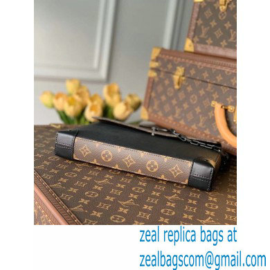 Louis Vuitton Taiga Leather Pochette Voyage Steamer Bag M30583 Black 2021