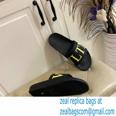 Valentino Rubber Slide Sandals 05 2021
