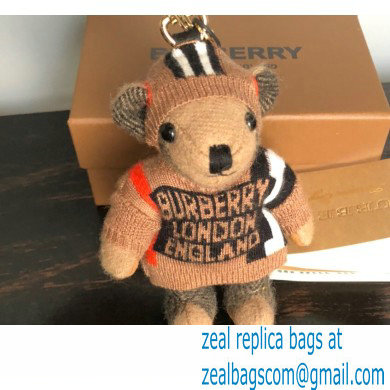 Burberry Thomas Bear Charm 09