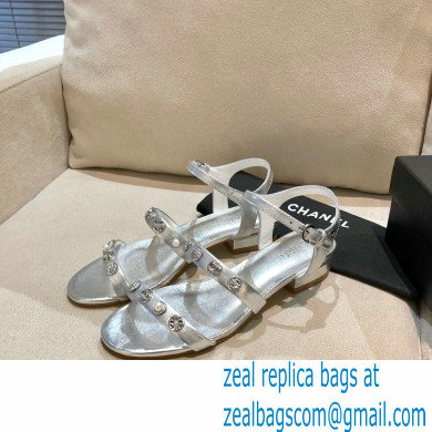 Chanel Jewelry Sandals G37212 Leather Silver 2021